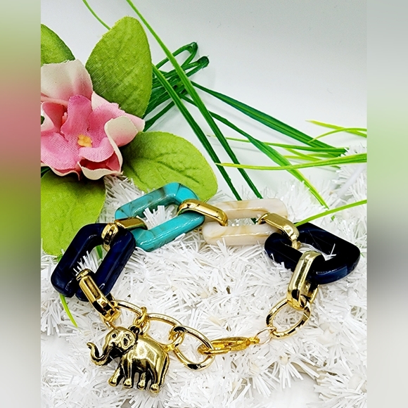 Handcrafted jewelry,  women's bracelet, 7 in, kikideeskreations design - Picture 1 of 4